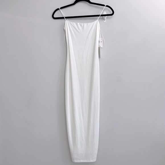 Good American Good Touch 90s Lace Back white dress - Picture 4 of 10